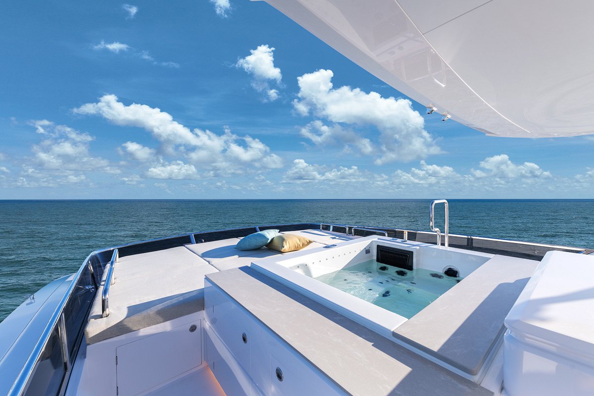 Horizon Unveils an Oceanic Oasis: The FD100 That Embodies the Essence of the Sea